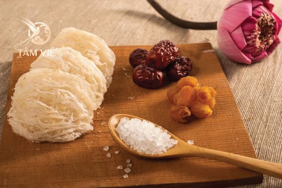 Liều Lượng Sử Dụng Yến Sào Cho Người Lớn [Chú Ý]